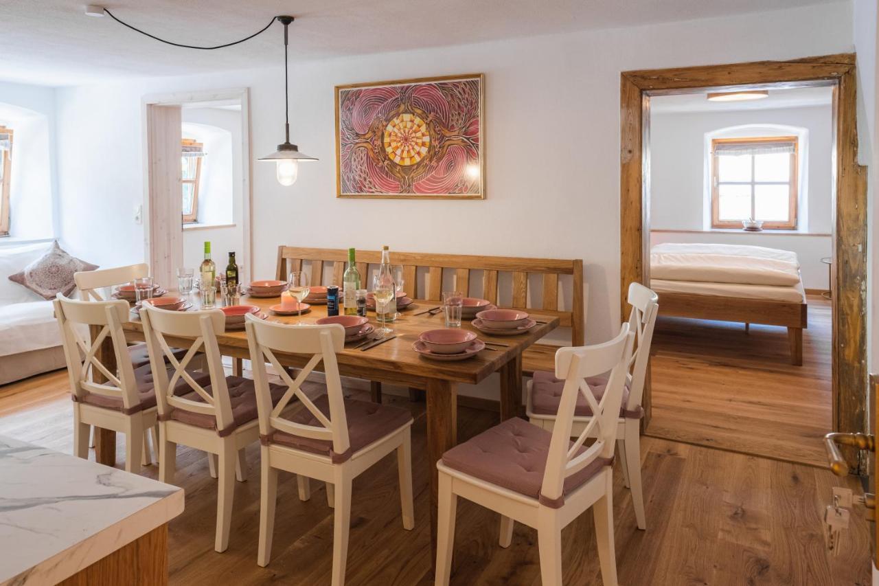 Gehobenes Ambiente In Historischer Wohnung Walting Ngoại thất bức ảnh