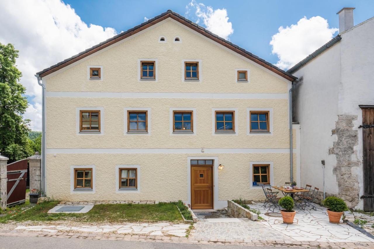 Gehobenes Ambiente In Historischer Wohnung Walting Ngoại thất bức ảnh