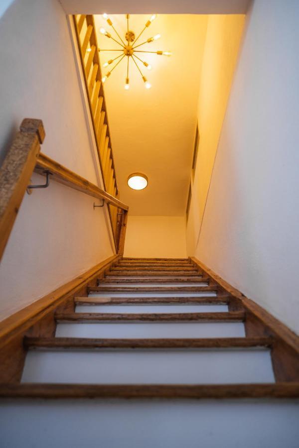 Gehobenes Ambiente In Historischer Wohnung Walting Ngoại thất bức ảnh